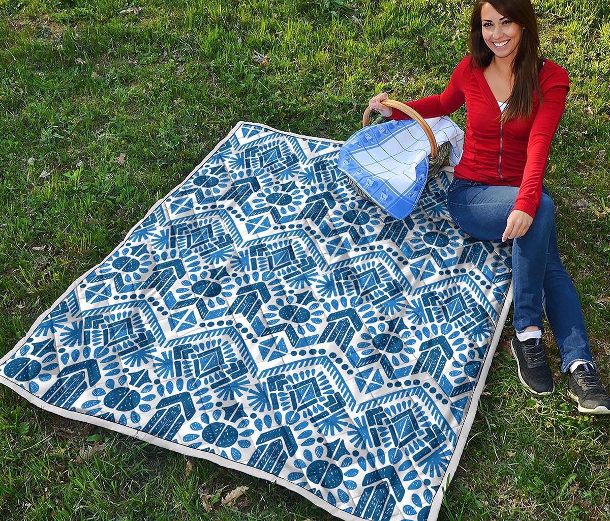 Blue And White Aztec Pattern Print Quilt