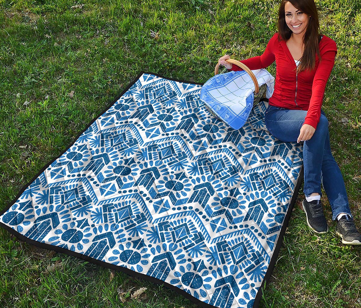 Blue And White Aztec Pattern Print Quilt