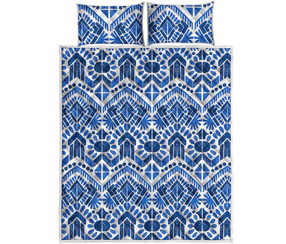 Blue And White Aztec Pattern Print Quilt Bed Set