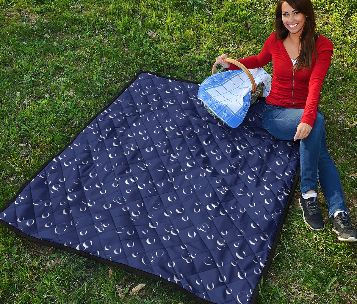 Blue And White Bubble Pattern Print Quilt