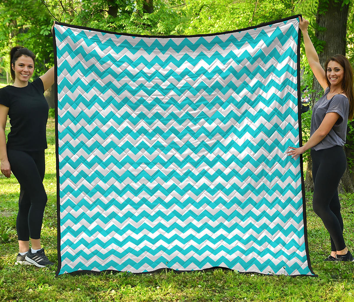 Blue And White Chevron Pattern Print Quilt