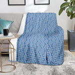 Blue And White DNA Pattern Print Blanket