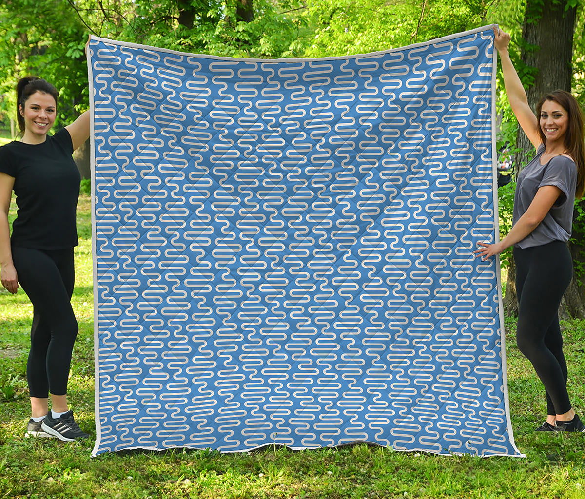 Blue And White DNA Pattern Print Quilt