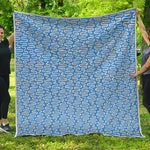 Blue And White DNA Pattern Print Quilt