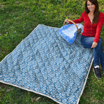 Blue And White DNA Pattern Print Quilt