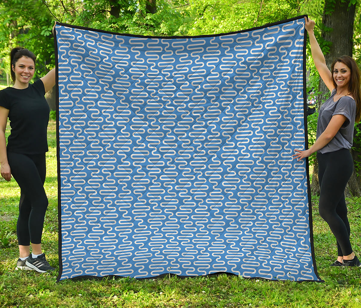 Blue And White DNA Pattern Print Quilt