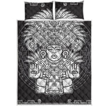 Blue And White Mayan Statue Print Quilt Bed Set