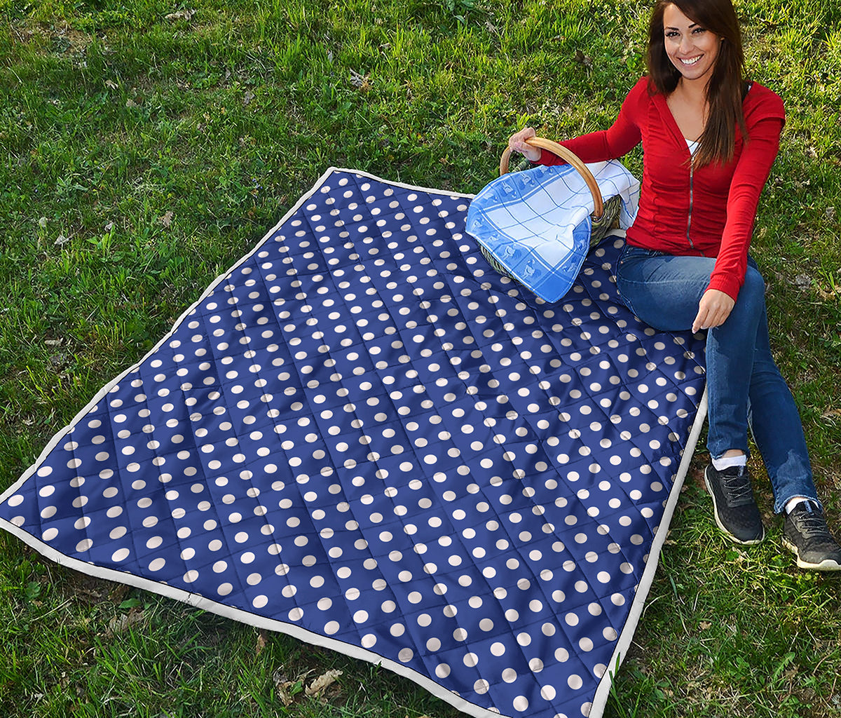 Blue And White Polka Dot Pattern Print Quilt