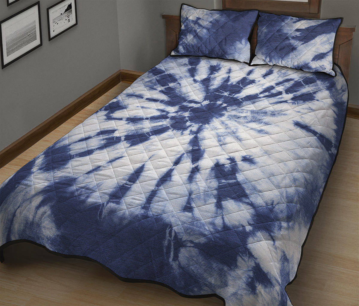 Blue And White Tie Dye Print Quilt Bed Set