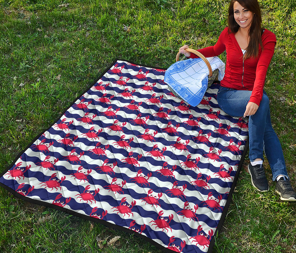 Blue And White Wave Crab Pattern Print Quilt