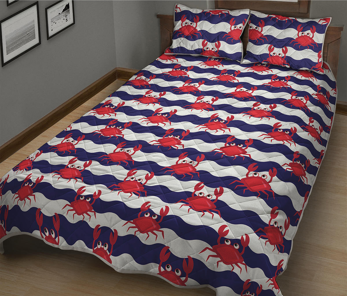 Blue And White Wave Crab Pattern Print Quilt Bed Set