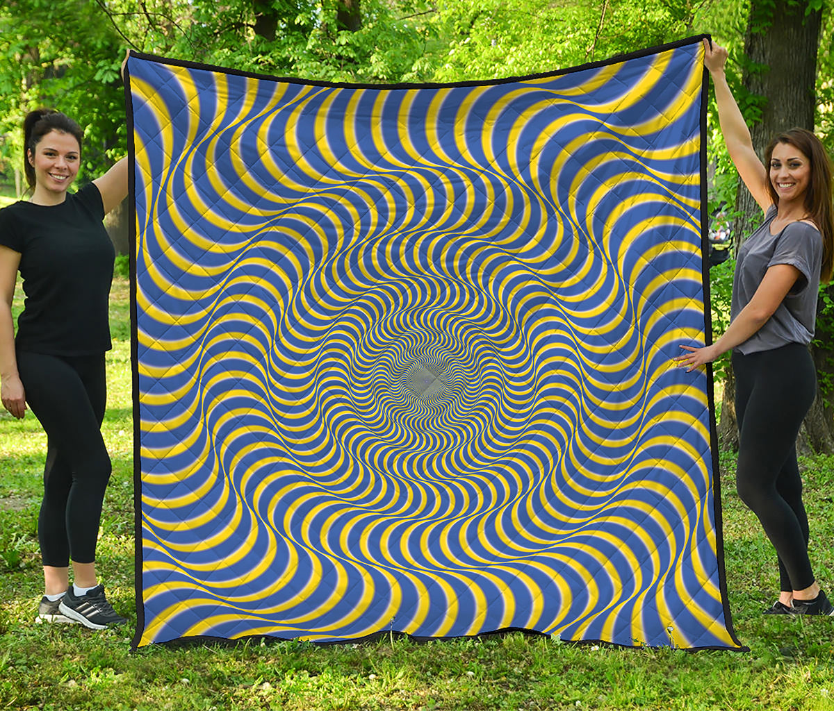 Blue And Yellow Illusory Motion Print Quilt