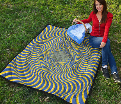 Blue And Yellow Illusory Motion Print Quilt