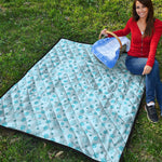 Blue Animal Paw Pattern Print Quilt
