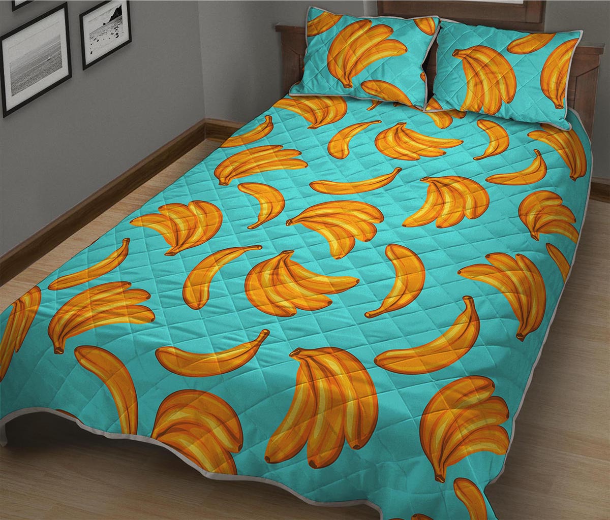 Blue Banana Pattern Print Quilt Bed Set