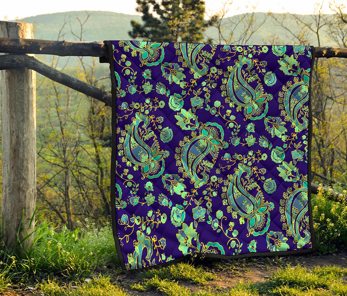 Blue Bohemian Paisley Pattern Print Quilt