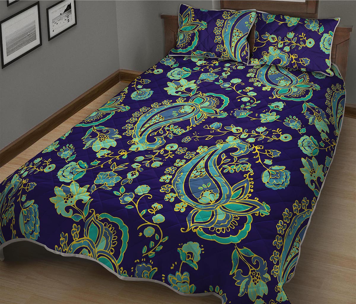 Blue Bohemian Paisley Pattern Print Quilt Bed Set
