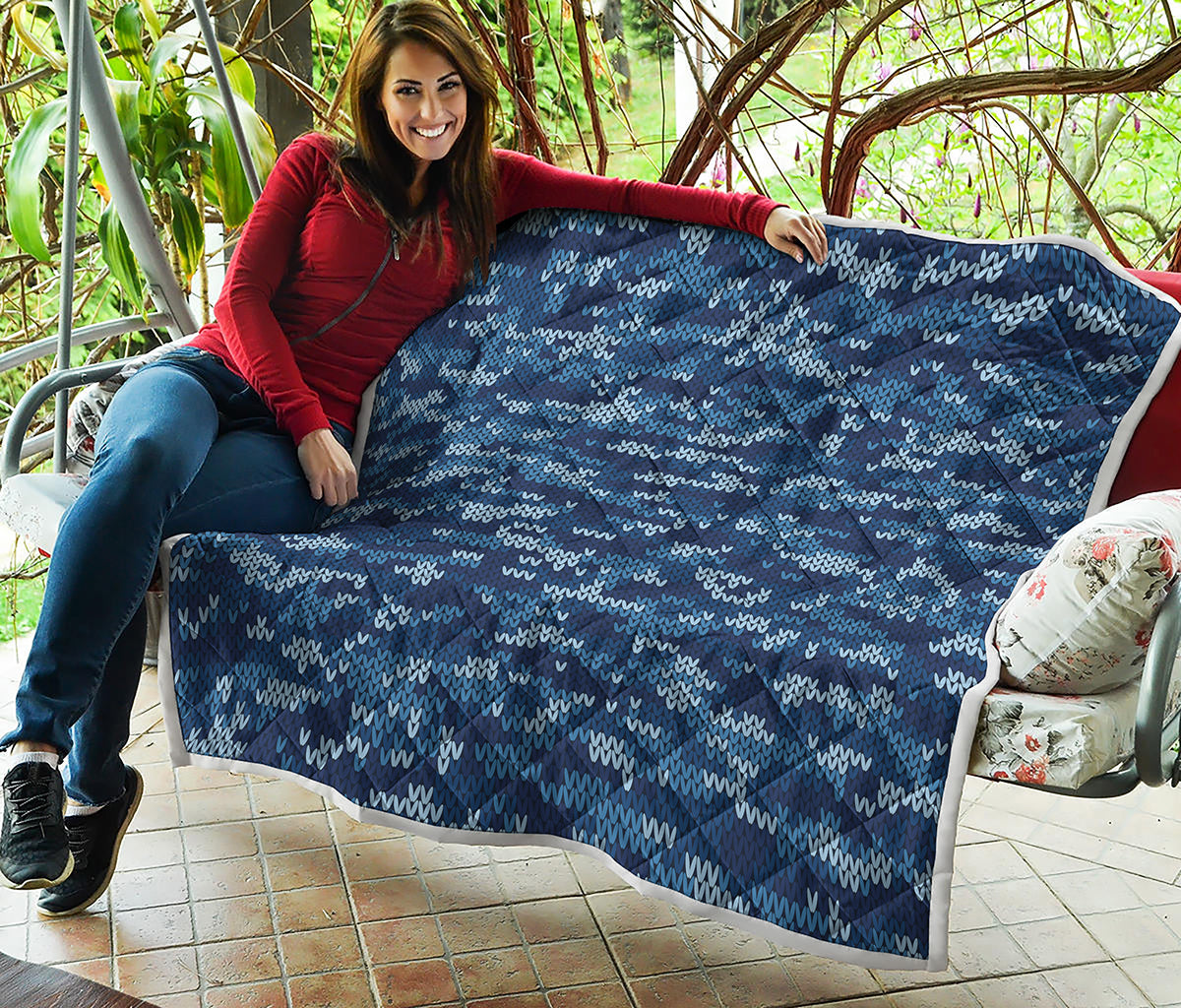 Blue Camouflage Knitted Pattern Print Quilt