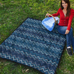 Blue Chevron Knitted Pattern Print Quilt