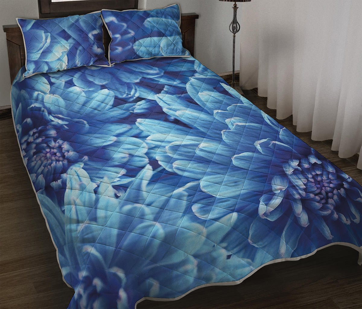Blue Chrysanthemum Flower Print Quilt Bed Set