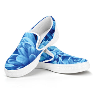 Blue Chrysanthemum Flower Print White Slip On Shoes