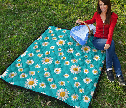 Blue Daisy Flower Pattern Print Quilt