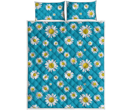 Blue Daisy Flower Pattern Print Quilt Bed Set