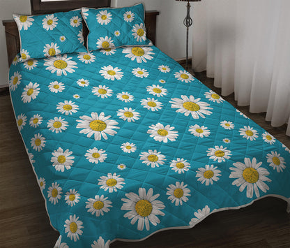 Blue Daisy Flower Pattern Print Quilt Bed Set