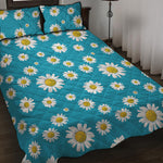 Blue Daisy Flower Pattern Print Quilt Bed Set