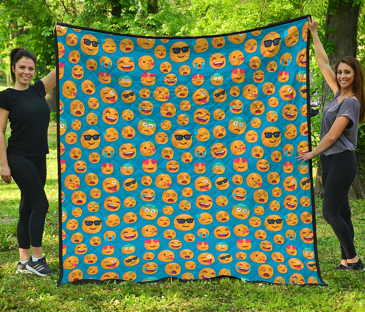 Blue Emoji Pattern Print Quilt