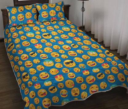 Blue Emoji Pattern Print Quilt Bed Set