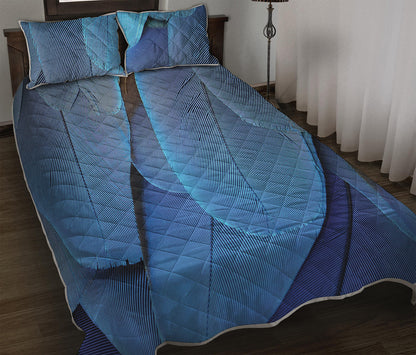 Blue Feather Print Quilt Bed Set