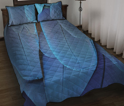 Blue Feather Print Quilt Bed Set
