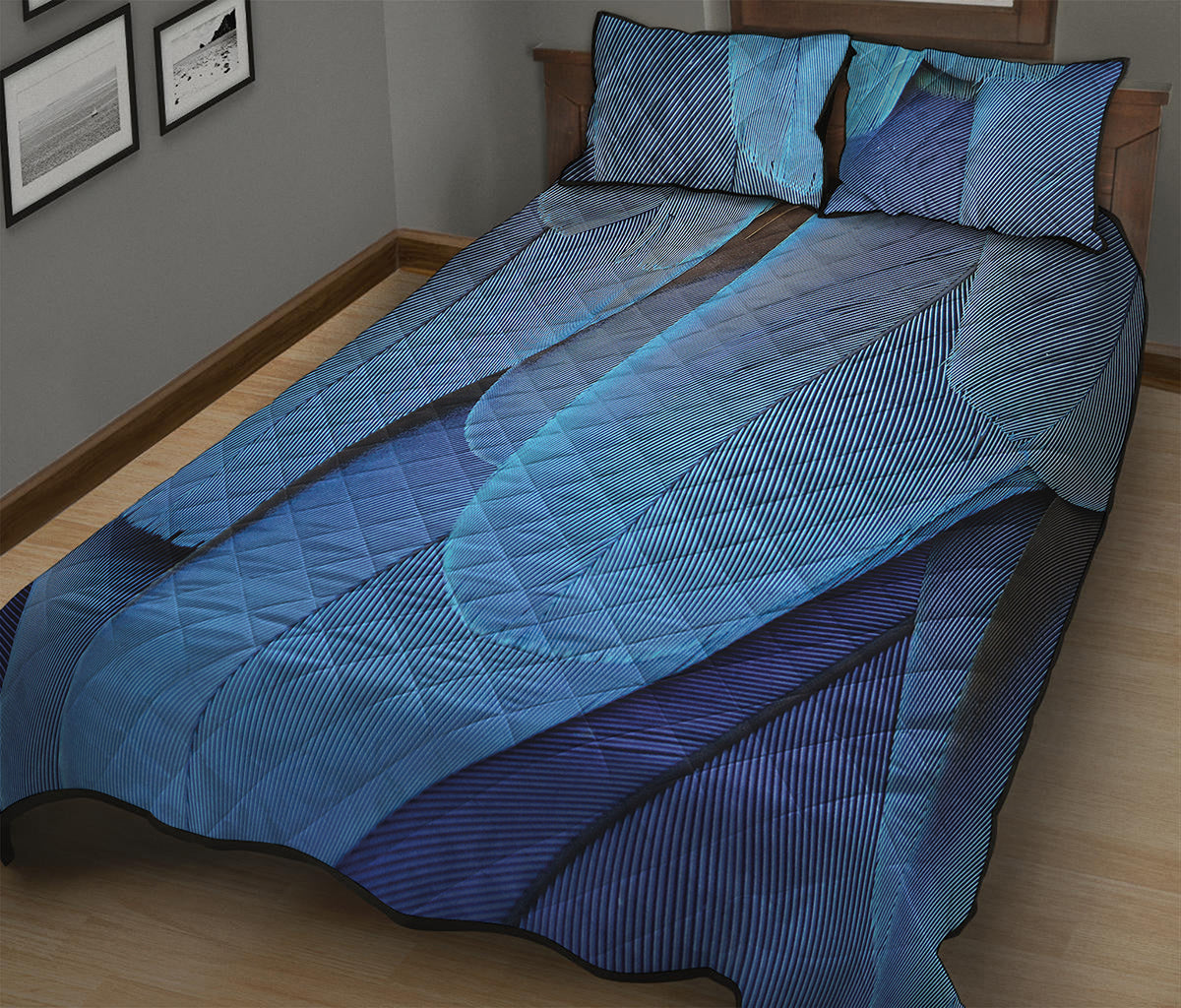 Blue Feather Print Quilt Bed Set
