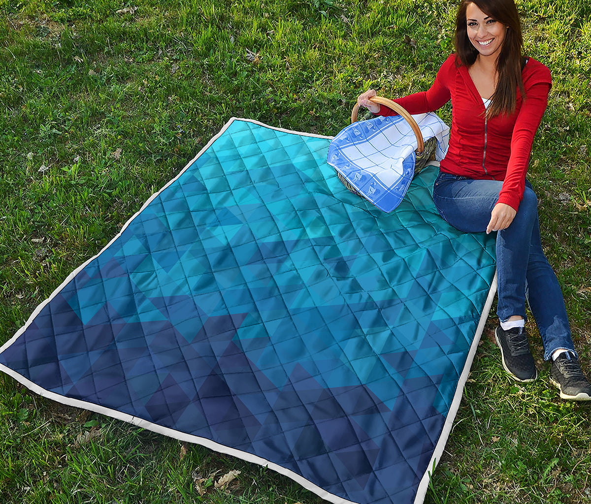 Blue Geometric Triangle Pattern Print Quilt