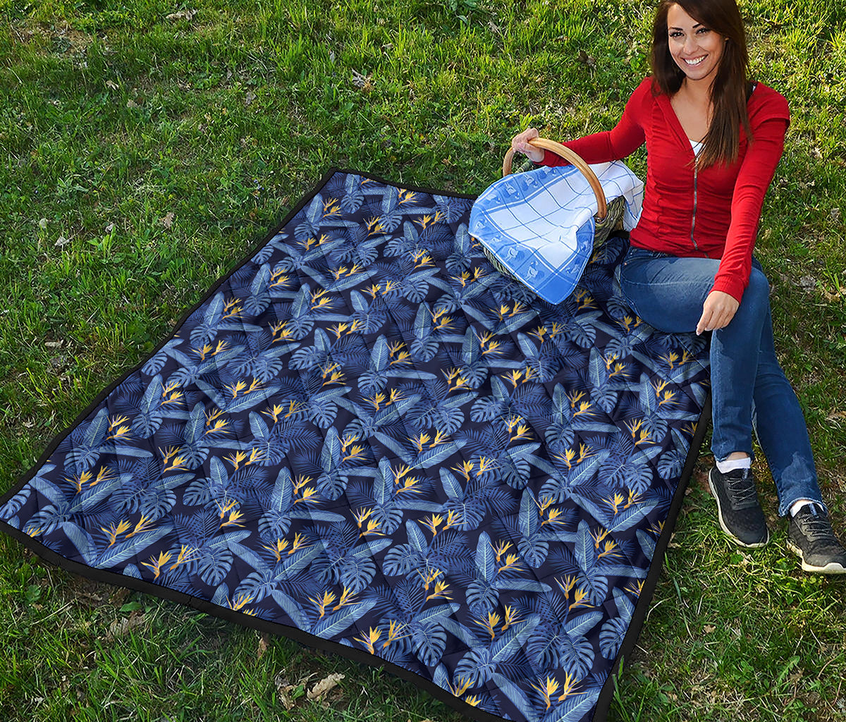Blue Hawaiian Tropical Pattern Print Quilt