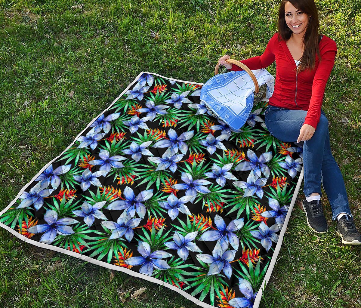 Blue Hawaiian Wildflowers Pattern Print Quilt