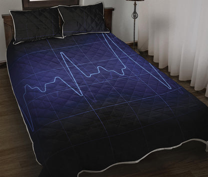 Blue Heartbeat Print Quilt Bed Set