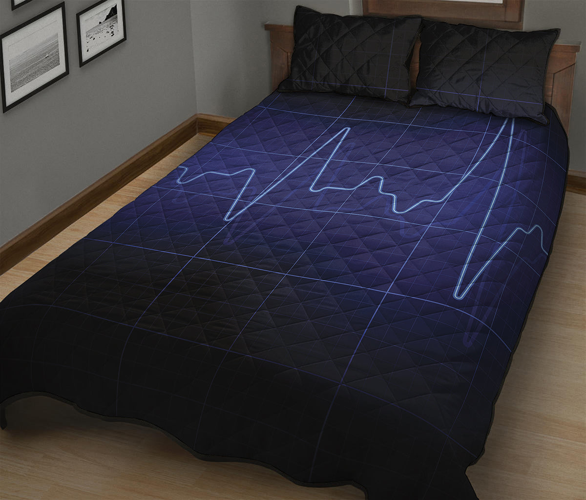 Blue Heartbeat Print Quilt Bed Set