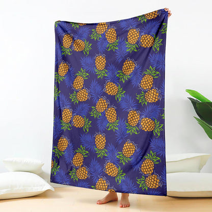 Blue Leaf Pineapple Pattern Print Blanket