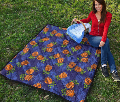 Blue Leaf Pineapple Pattern Print Quilt