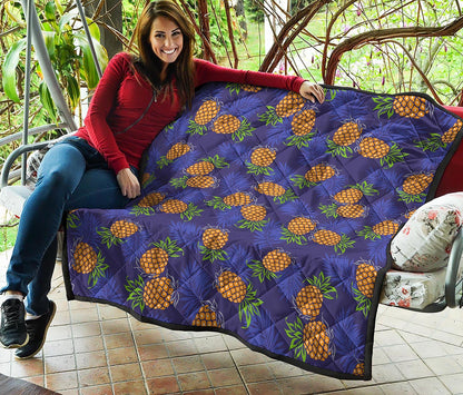 Blue Leaf Pineapple Pattern Print Quilt