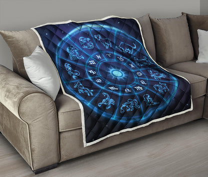 Blue Light Zodiac Circle Print Quilt