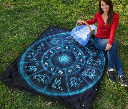 Blue Light Zodiac Circle Print Quilt