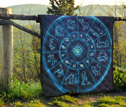 Blue Light Zodiac Circle Print Quilt