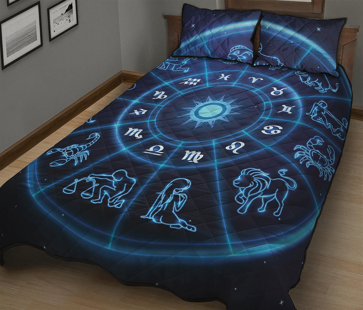 Blue Light Zodiac Circle Print Quilt Bed Set