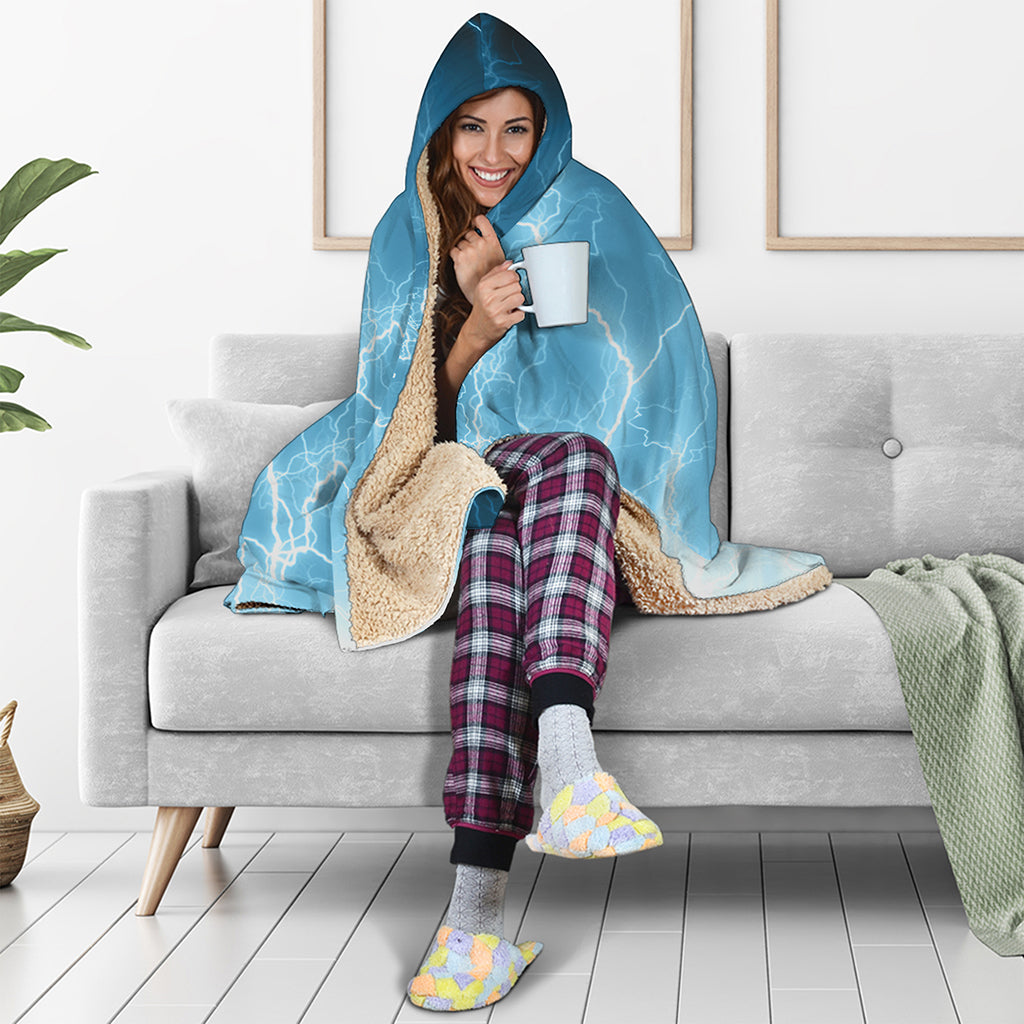 Blue Lightning Print Hooded Blanket