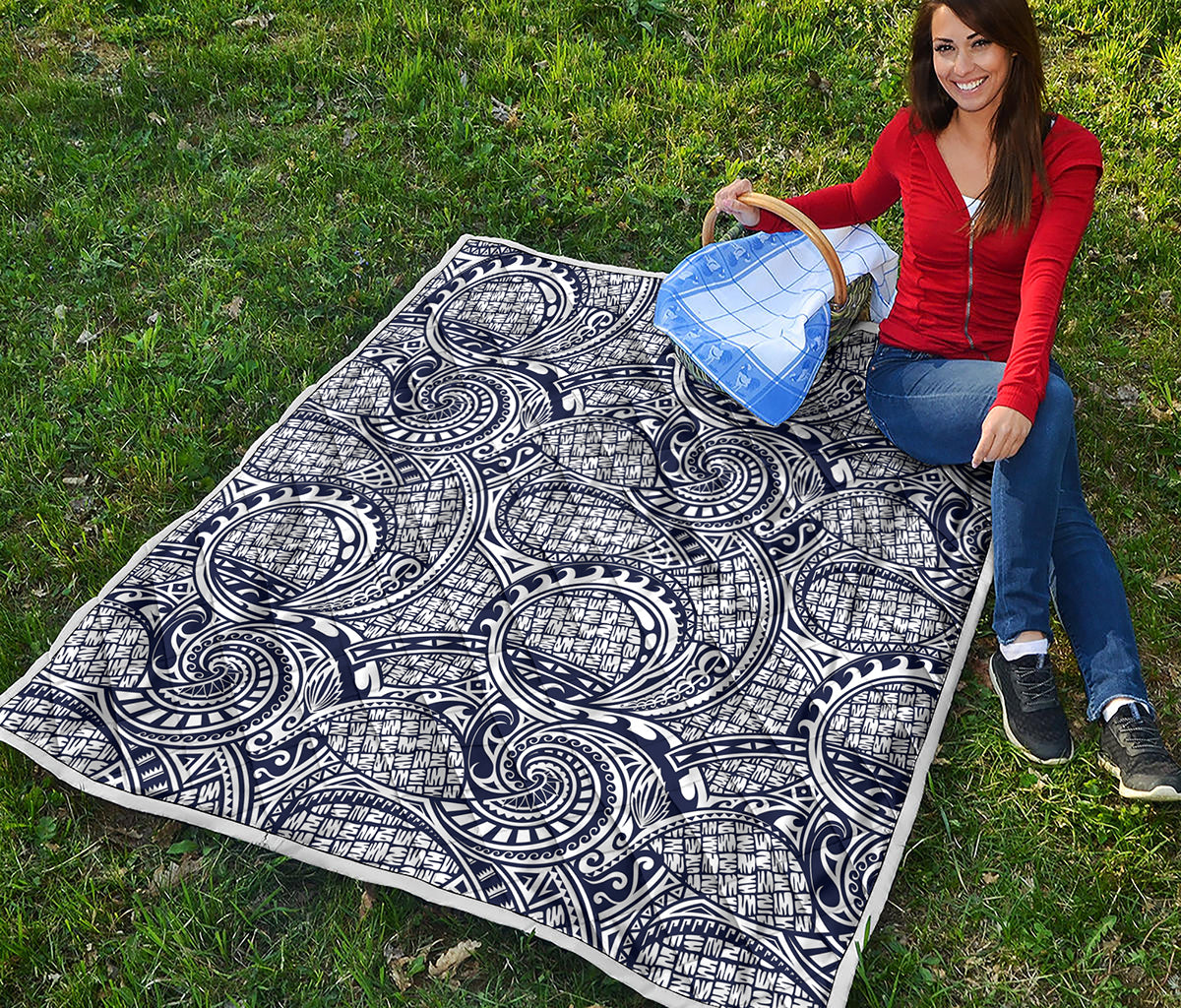 Blue Maori Polynesian Tribal Print Quilt