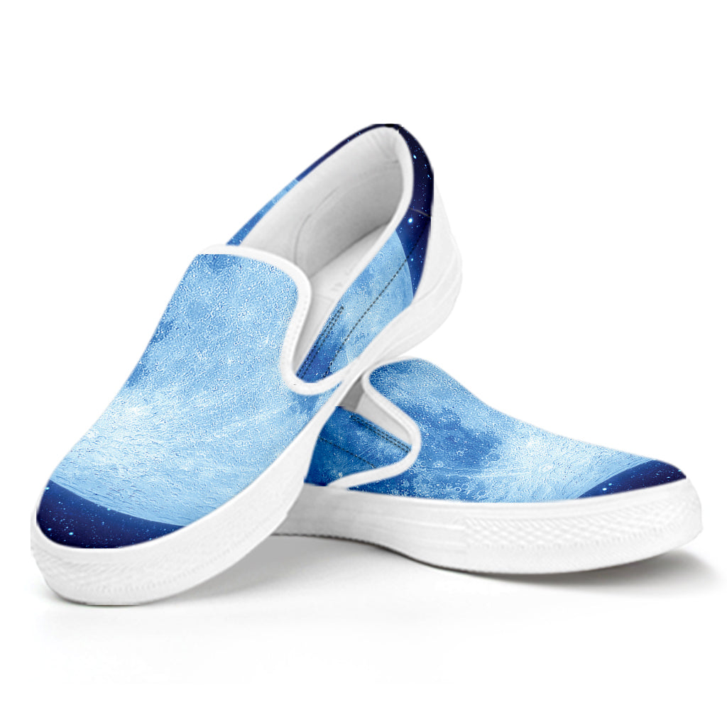 Blue Moon Print White Slip On Shoes