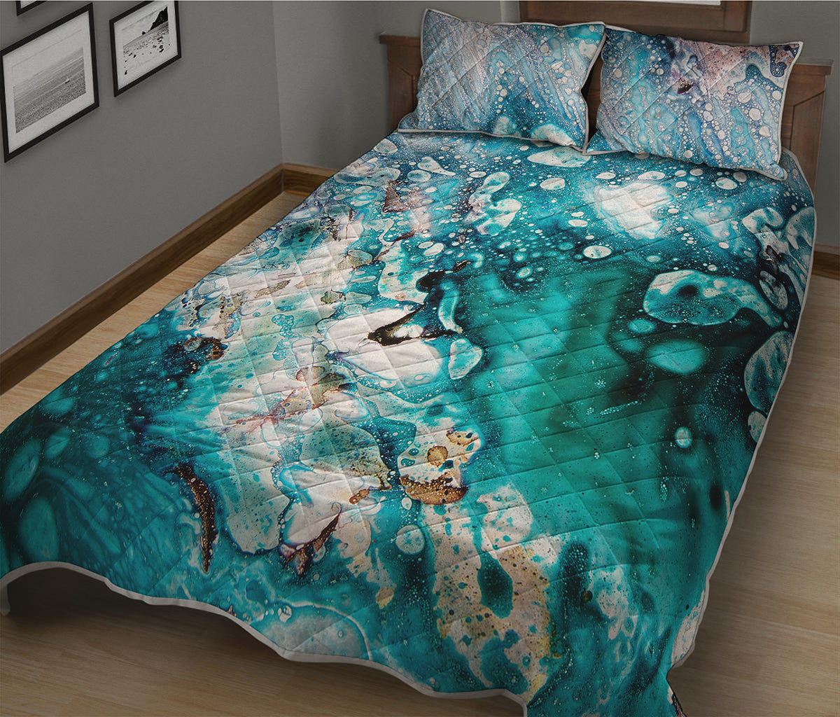 Blue Ocean Acid Melt Print Quilt Bed Set